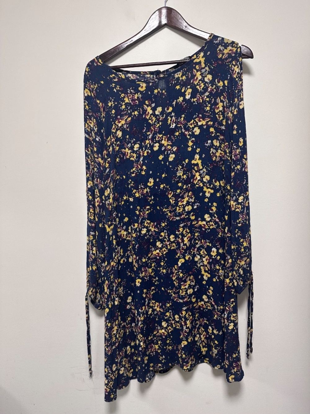 George dress - Picture 5 of 5
